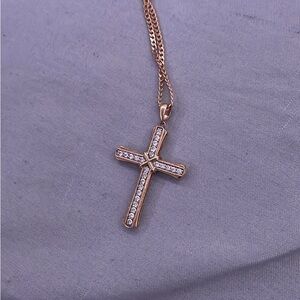 10K gold and diamond necklace. Only needs a new clasp.
